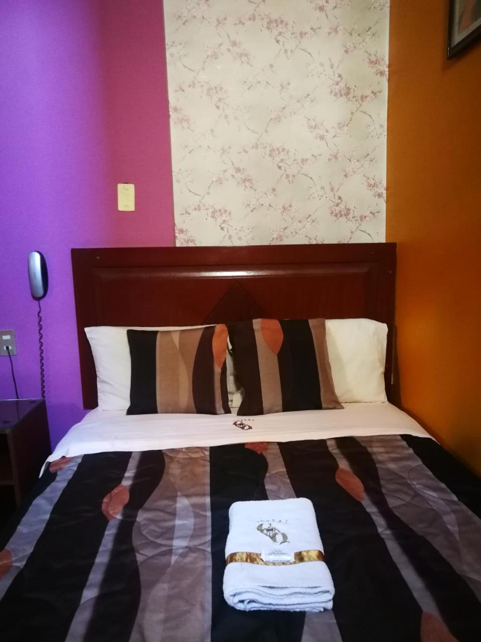 Hostal Gq Lima Luaran gambar